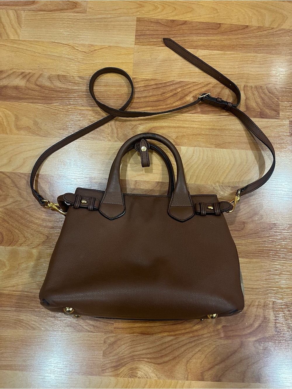 Burberry Brown Grainy Calfskin House Check Banner Bag Small (*Well loved*) - Picture 3 of 10